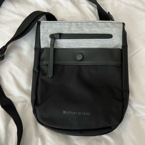 Sherpani Prima | Small Travel Crossbody